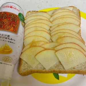 【簡単】はちみつバターのりんごトースト